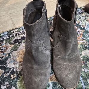 Diba Charcoal Suede Heeled Boots